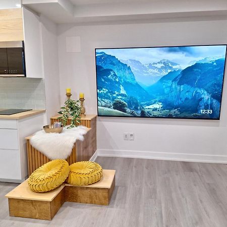 Independent Basement Studio Suite Оттава Экстерьер фото