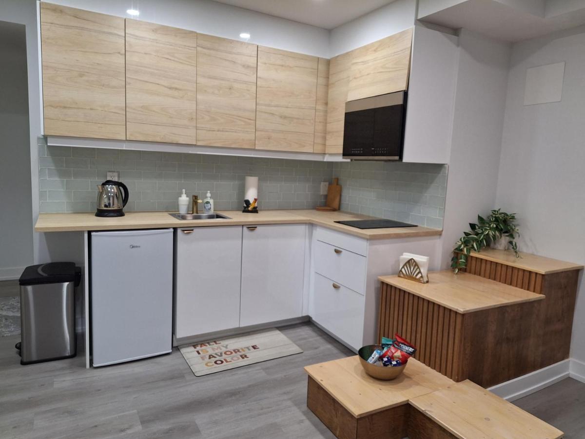 Independent Basement Studio Suite Оттава Экстерьер фото